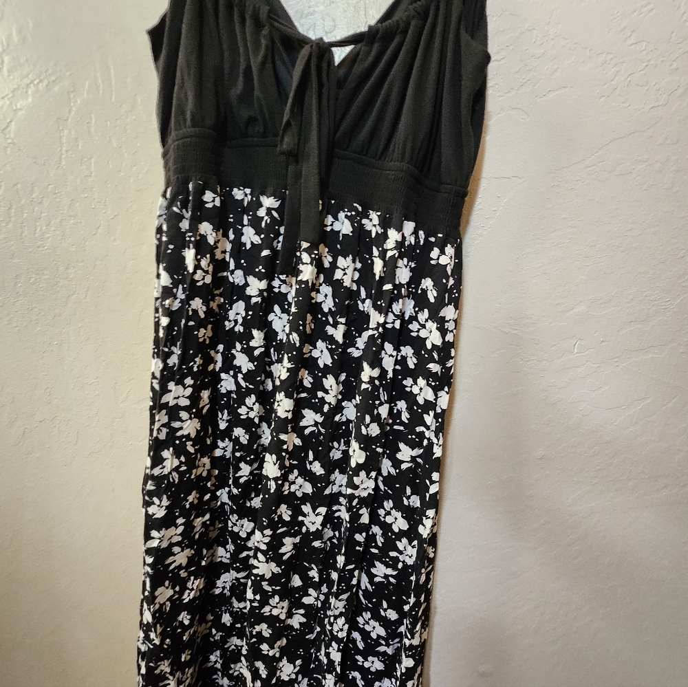 Torrid Black and White Floral Maxi Dress - Picture 5 of 5